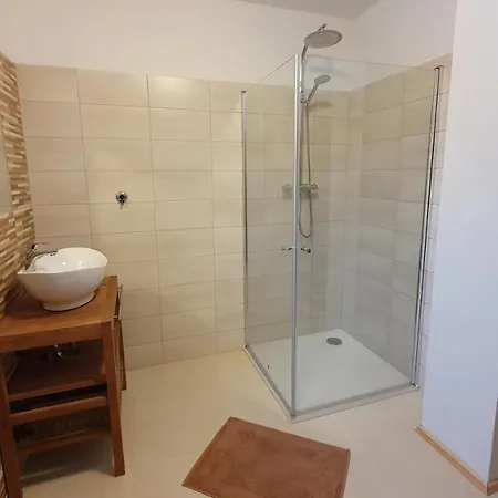 Anna Apartment